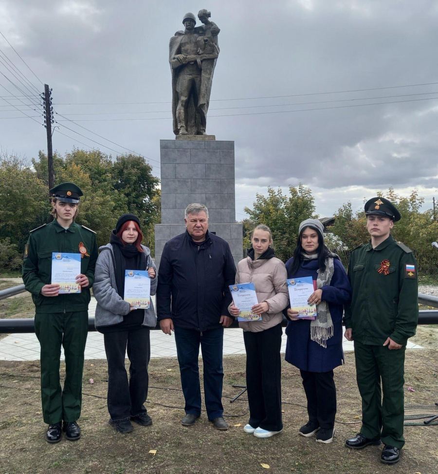 На территории Родинского района реализуется множество инициатив в разных сферах деятельности. Одной из них является ведение работы по увековечиванию памяти участников ВОВ. 