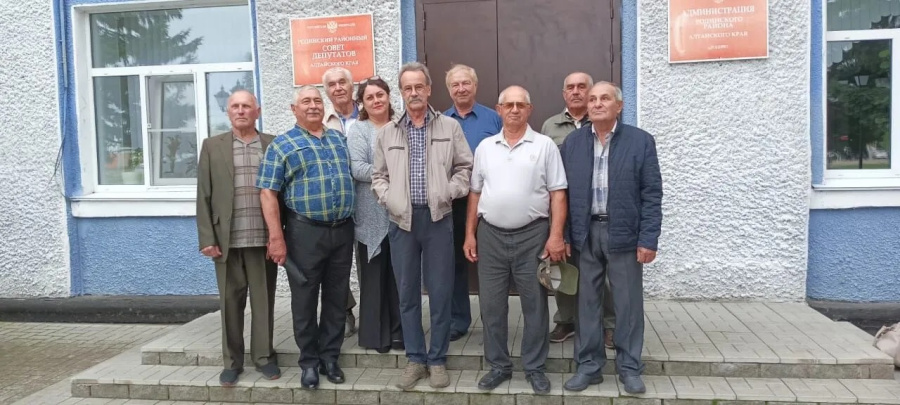 Cостоялось торжественное чествование строителей Родинского района