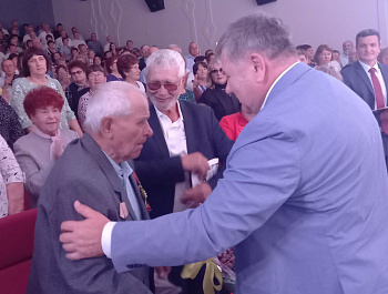 Первый день векового юбилея на родной земле! 