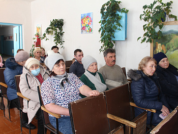 В  Родинском районе стартовали традиционные встречи с населением.