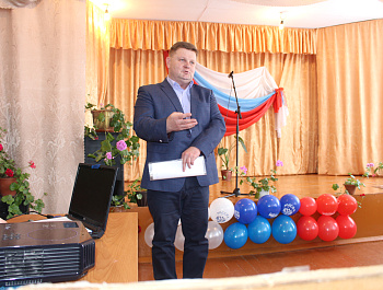 В  Родинском районе стартовали традиционные встречи с населением.