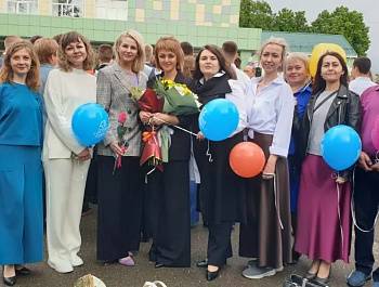 Последние звонки в этом году звучат для 1604 школьников Родинского района