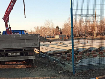 На прошлой неделе на стадионе «Урожай» в с. Родино начаты работы по подготовке к краевой летней Олимпиаде сельских спортсменов Алтая