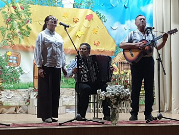 В Покровском доме культуры в 17 раз отзвучал «Покровский перезвон»