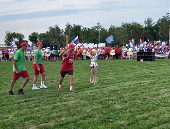 Состоялось яркое торжественное открытие XLIII летней краевой Олимпиады сельских спортсменов Алтайского края. 