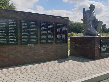 В Ярославцевом Логе в рамках ППМИ капитально отреставрирован мемориал воинам-землякам, погибшим в годы Великой Отечественной войны.