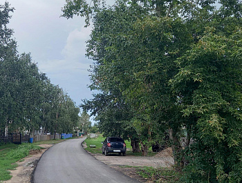 Ежегодно на условиях софинансирования району выделяется субсидия на строительство и ремонт дорожных покрытий.