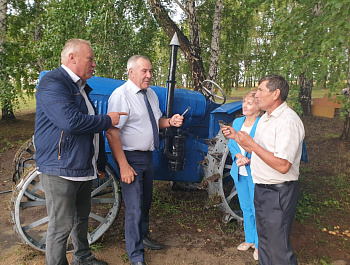 В Родинском районе отметили 100-летие механизированной обработки земли на Алтае