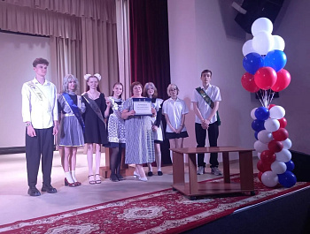 Поздравляем энергичных, задорных и талантливых выпускников Родинского района