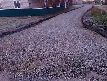 Завершен ремонт дорожного полотна (щебенение) в с. Родино на п. Малый