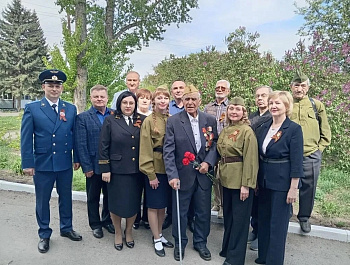 В праздничные дни теплые поздравления звучали для участника ВОВ Пантелея Сергеевича Онофрея из Родино