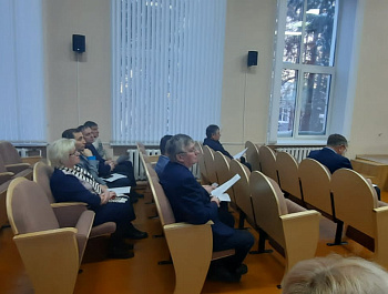 16 декабря в зале заседаний Администрации района состоялись Публичные слушания по проекту муниципального правового акта "О Родинском районном бюджете на 2023 год"