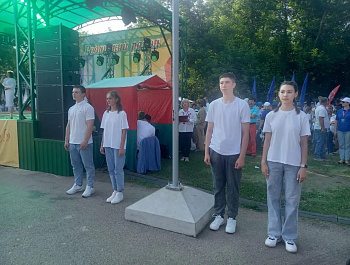 Дорогие друзья, состоялось яркое, зрелищное,  торжественное открытие XXIV Малых краевых Дельфийских игр «Вместе лучше!»