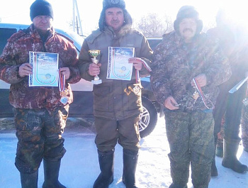 На водоёме в с. Кочки прошло лично- командное первенство по спортивной ловле рыбы на мормышку в зачет XXXII зимней районной олимпиады.