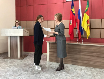 В администрации Родинского района состоялось чествование олимпийской сборной района.