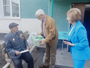Накануне Дня Победы поздравили участника Великой Отечественной Войны Пантелея Сергеевича Онофрея из Родино