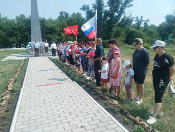В Родинском районе прошла традиционная патриотическая акция «Свеча Памяти»