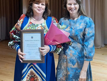 1995 год – сложный жизненный период. Люди не падали духом, жили, работали, пели.  30 лет назад родился вокальный ансамбль «Луговчанка»