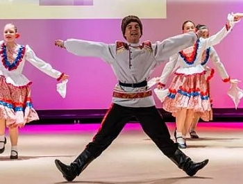 Коллектив детской школы искусств отмечает 65-летний юбилей