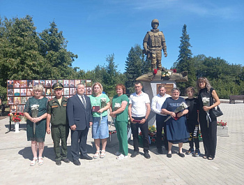 В Родино на Мемориале Славы состоялось торжественное открытие памятника участникам СВО