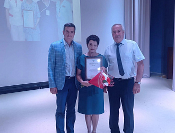 Более 35 лет в Российской Федерации в июне отмечается день медицинского работника