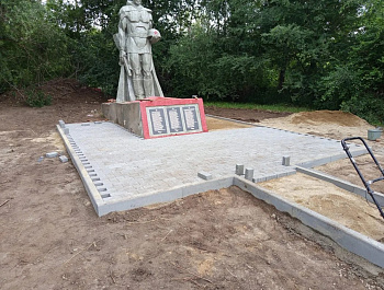 В Центральном сельсовете в рамках ППМИ начат ремонт памятника воинам-землякам, погибшим в годы Великой Отечественной войны