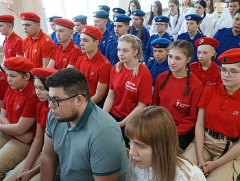 Поддержка бойцов СВО остается приоритетным направлением в политике Алтайского края и, конечно, Родинского района