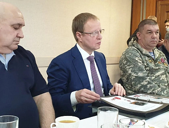 Поддержка бойцов СВО остается приоритетным направлением в политике Алтайского края и, конечно, Родинского района